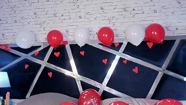 BellaSwwan online show from 09.21.25