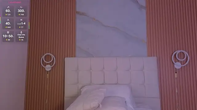 Snapshot of mia_2406_ chatting on 10.05.25 mia 2406  online show from 10.05.25