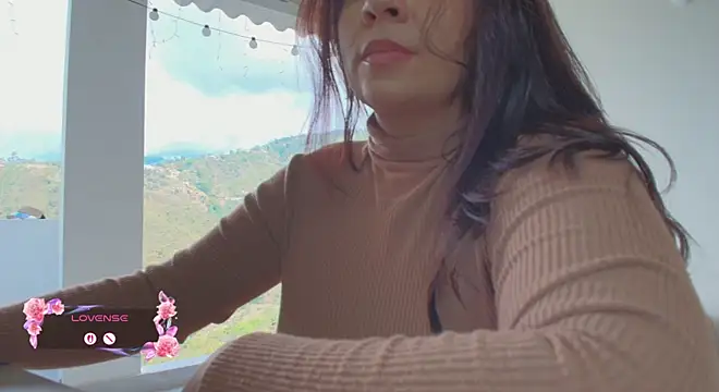 samanthahut1 online show from 01.12.26