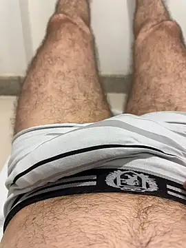 XUCRUTES42 online show from 01.14.26