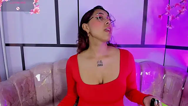 Olivejoness online show from 10.17.25