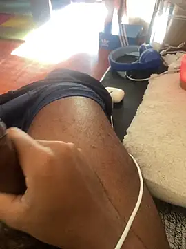 Snapshot of blackboy_51100 chatting on 09.12.25 blackboy 51100 online show from 09.12.25