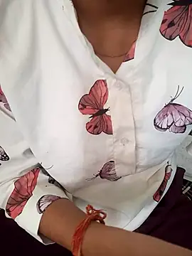 Neha Tyagi online show from 10.14.25