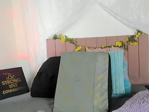 Tania xw online show from 12.20.25