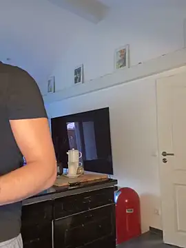 Snapshot of Gipsyboysteve chatting on 03.02.26 Gipsyboysteve online show from 03.02.26