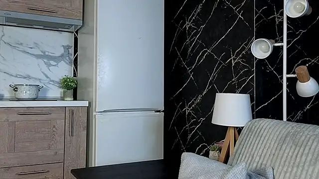 EarleneBrayton online show from 12.14.25