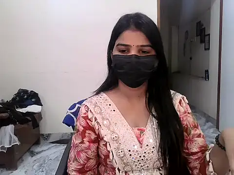 suhana-singh online show from 07.30.26