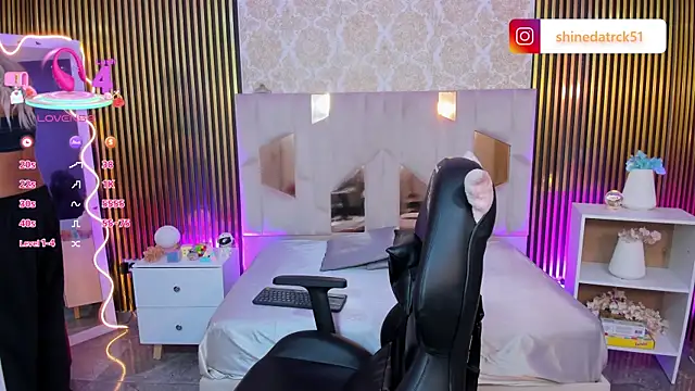 Shinedark tay1 online show from 09.20.25