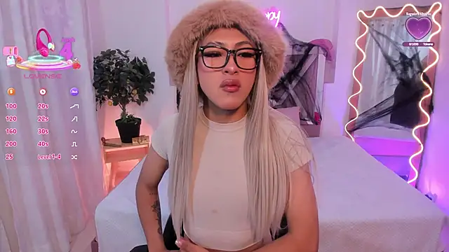 Shinedark tay1 online show from 10.17.25