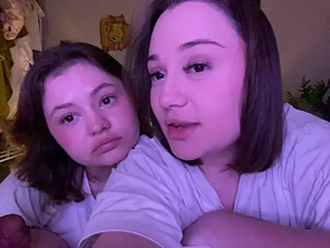 MoonIvy  online show from 01.09.26