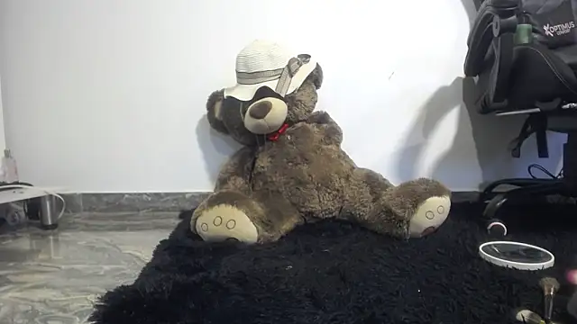 Snapshot of habdiela chatting on 09.22.25 habdiela online show from 09.22.25