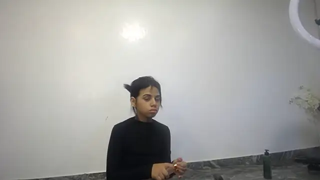 Snapshot of habdiela chatting on 09.30.25 habdiela online show from 09.30.25