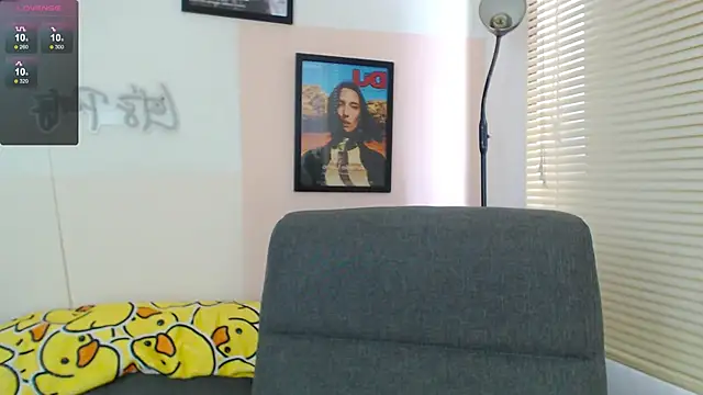 Snapshot of SujannaVarma_ chatting on 10.08.25 SujannaVarma online show from 10.08.25