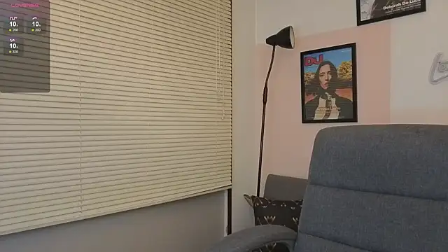 Snapshot of SujannaVarma_ chatting on 10.28.25 SujannaVarma online show from 10.28.25