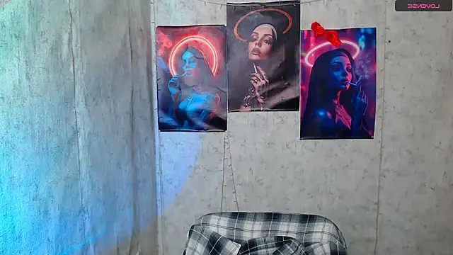 JuliaTopp  online show from 01.09.26