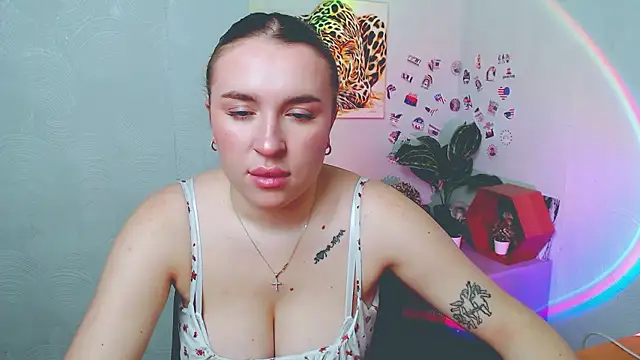 JuliaTopp  online show from 01.13.26