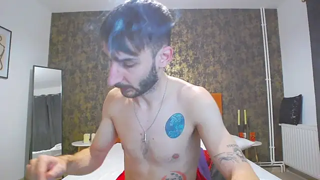 Snapshot of bignosebigcok chatting on 10.29.25 bignosebigcok online show from 10.29.25