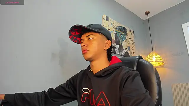 markbowie online show from 12.04.25