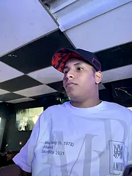 IsaacBlack  online show from 11.02.25