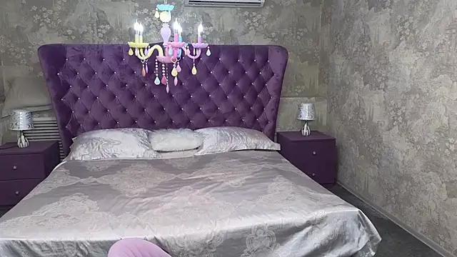 Anna Kenann online show from 09.10.25