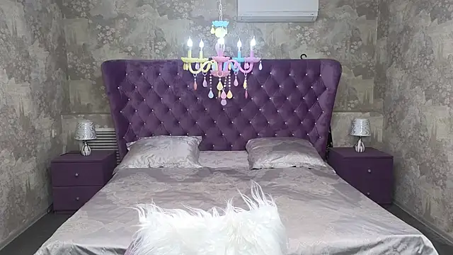 Anna Kenann online show from 10.03.25