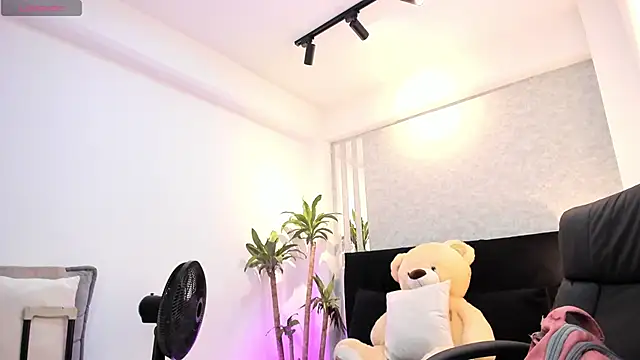 lily cash1 online show from 01.07.26