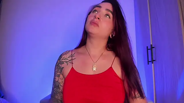 scarlett Collinss online show from 12.17.25