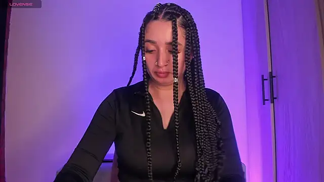 Snapshot of scarlett_Collinss chatting on 06.03.26 scarlett Collinss online show from 06.03.26