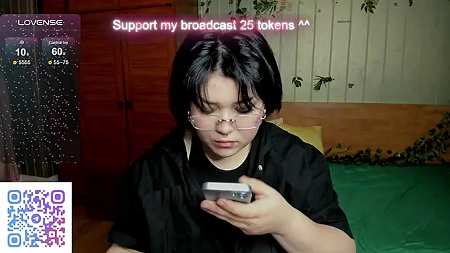 Alisa Monroe online show from 10.16.25