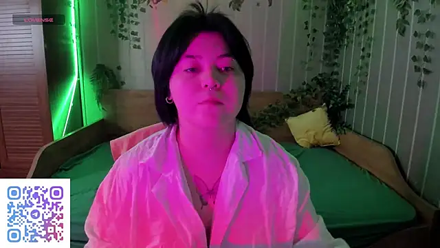 Alisa Monroe online show from 10.22.25