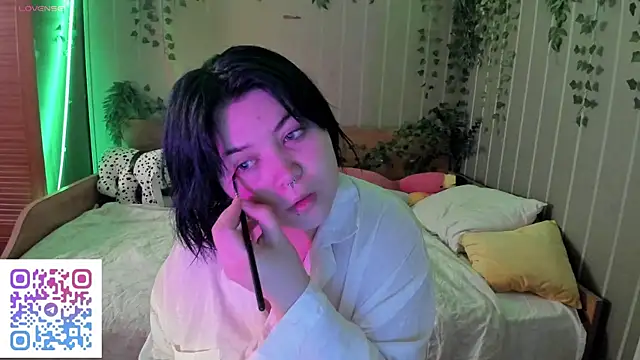 Alisa Monroe online show from 10.29.25