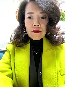 anna yngs online show from 11.10.25