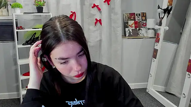 Snapshot of Marissa_Garcia chatting on 09.09.25 Marissa Garcia online show from 09.09.25