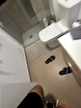 Snapshot of sapasupu6 chatting on 11.17.25 sapasupu6 online show from 11.17.25