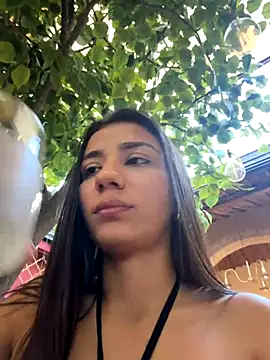 -juicy  online show from 11.13.25