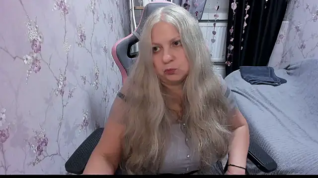 silver moon light online show from 09.19.25