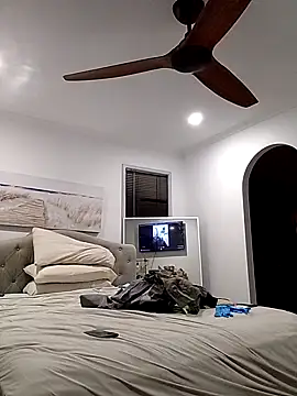 iamthepublickmasterbater online show from 09.20.25