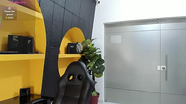 VioletLux online show from 09.19.25