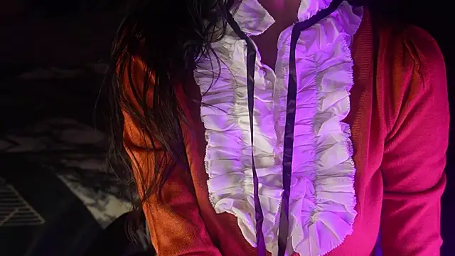 NidhiChandra online show from 11.04.25