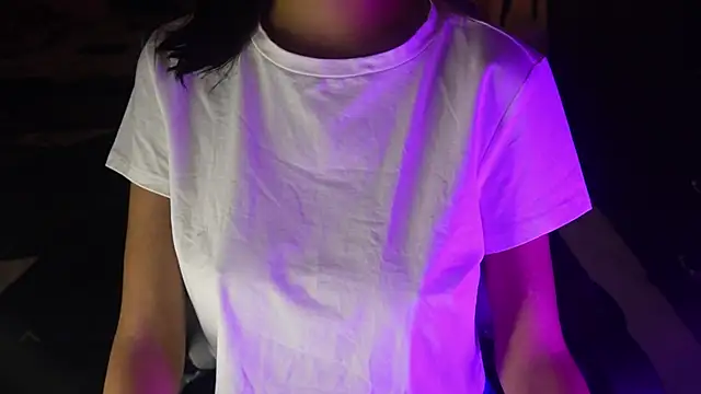 NidhiChandra online show from 11.15.25