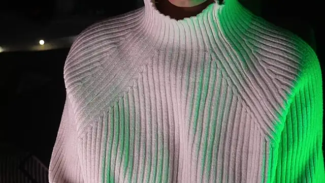 NidhiChandra online show from 12.20.25