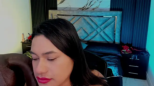 Snapshot of Issafoxx chatting on 09.22.25 Issafoxx online show from 09.22.25