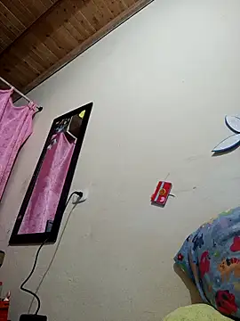 Akasha001 online show from 10.04.25