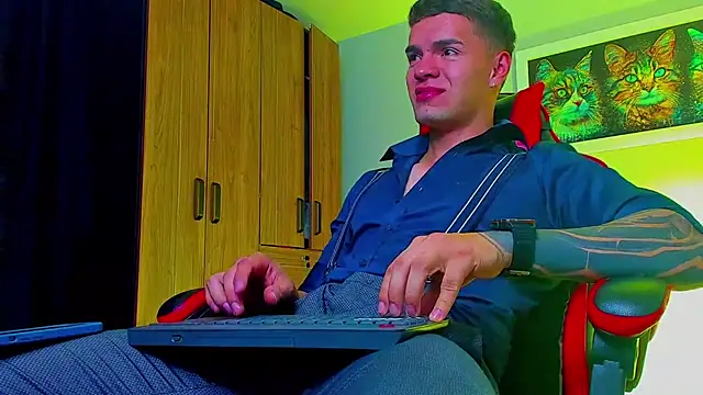 ALPHA DOMINUS  online show from 09.24.25