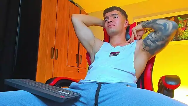 ALPHA DOMINUS  online show from 10.01.25