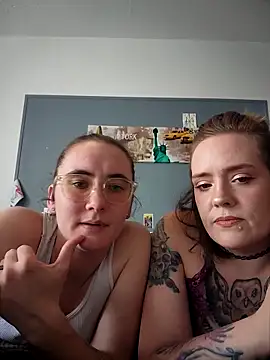 AndHerXO online show from 02.06.26