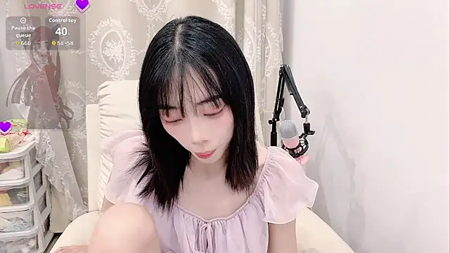 Snapshot of tuantuanle chatting on 06.05.26 tuantuanle online show from 06.05.26