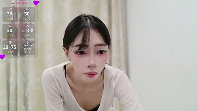 Snapshot of tuantuanle chatting on 07.08.26 tuantuanle online show from 07.08.26