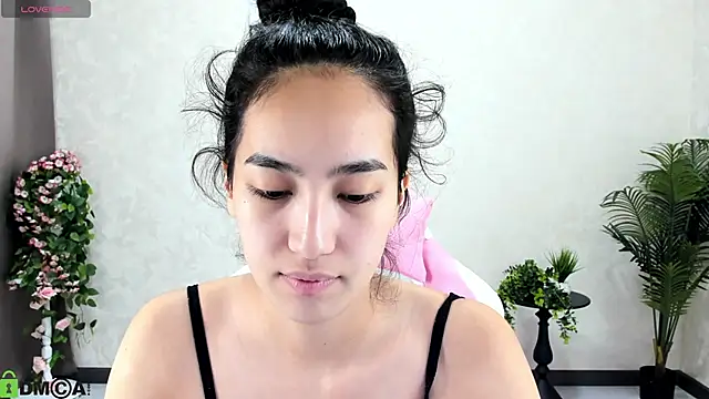 FlirtyAura online show from 10.22.25