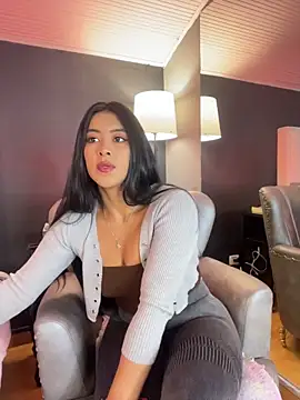 BellaFernandez   online show from 05.26.26
